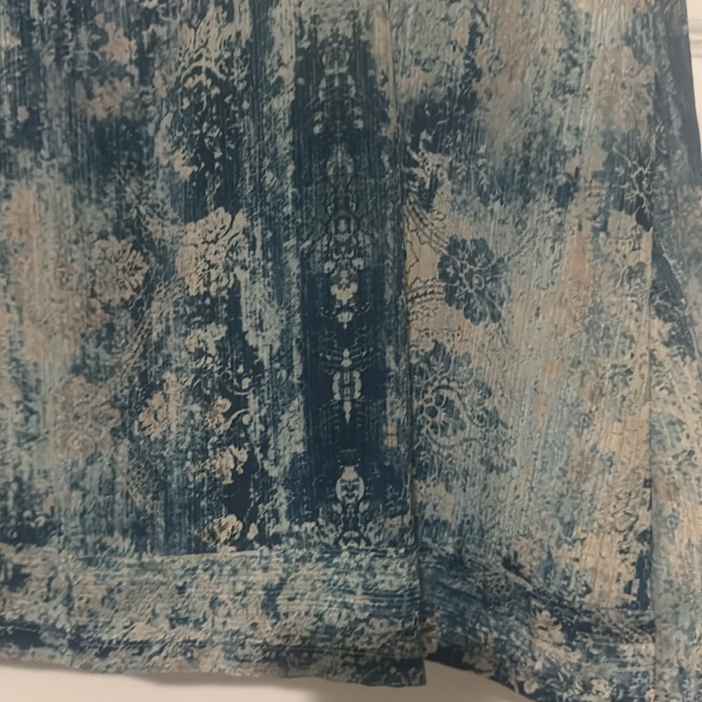 Johnny Was Pete & Greta Silk Blouse Blue Cream Abstract Print Top M - Picture 7 of 8